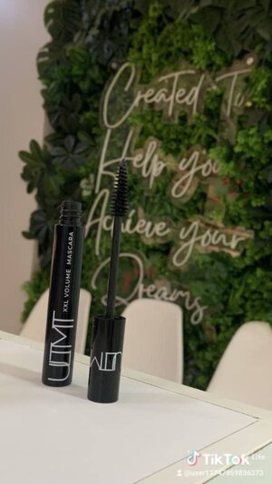 ماسكارا XXL فوليوم لتكثيف الرموش - أسود